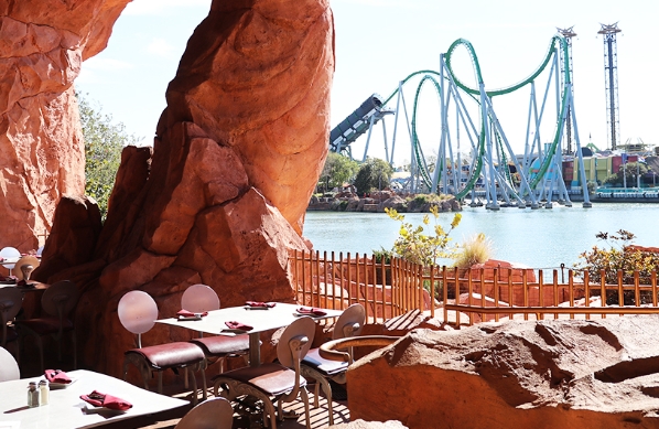 islands of adventure restaurants