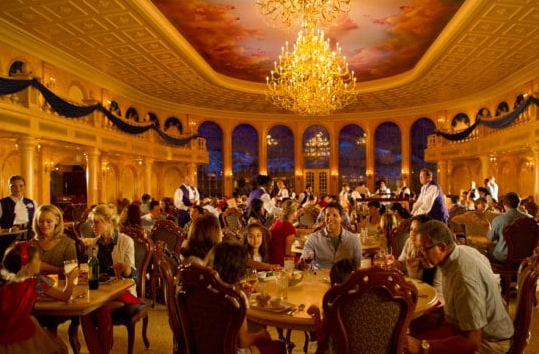 beauty and the beast restaurant magic kingdom