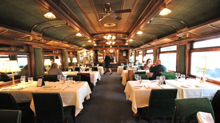 train based restaurant