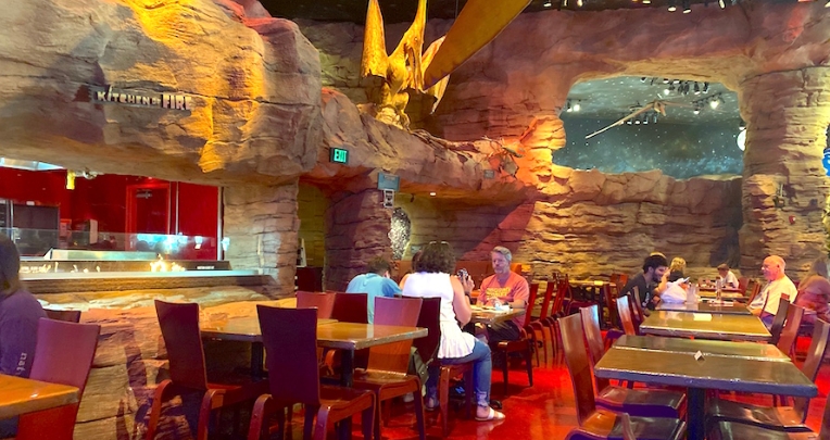 t rex cafe downtown disney