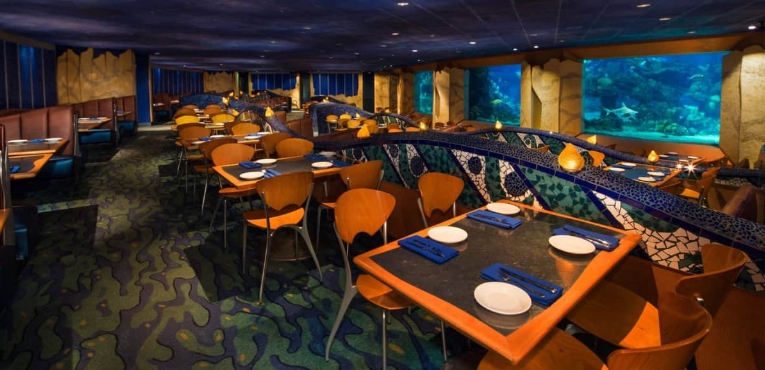 rotating restaurant disney world